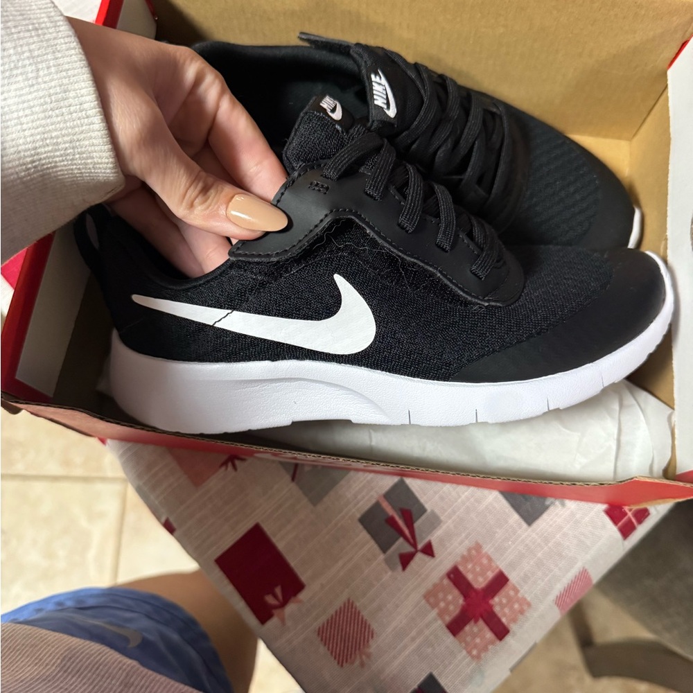 COPY - Brand new Nike kids sneakers